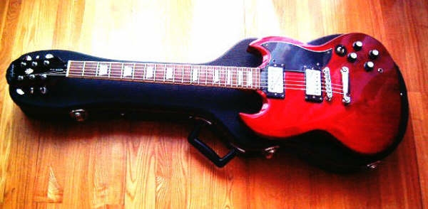 Epiphone G400.jpg