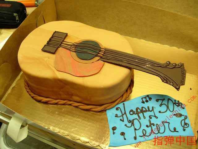 cakes07guitar.jpg