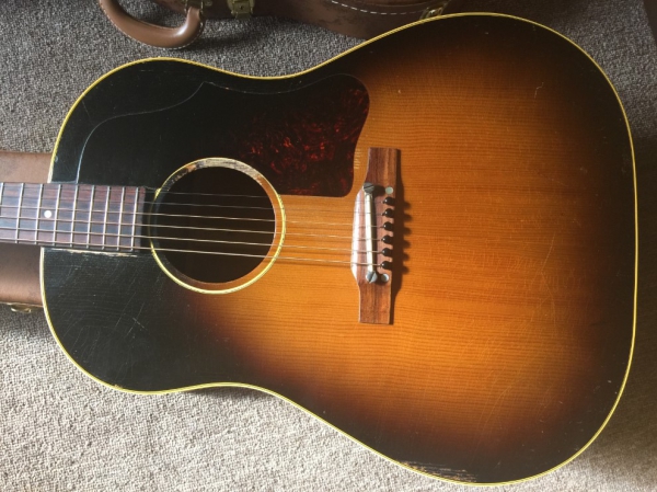 Gibson j45 .jpg