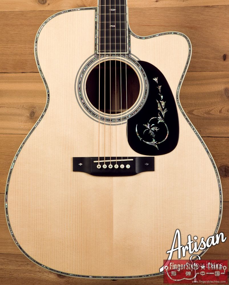 Martin-J-42-Custom-artisan_02.jpg